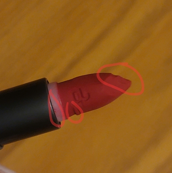 Bite Beauty Mini Travel Hot Tomato Red Power Move Soft Matte Lipstick 1.25g Fair - Picture 9 of 16